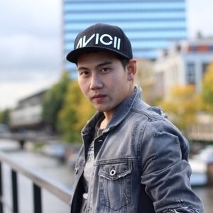 Meet your Posher, Nae